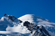 Parapente Over Mont Blanc